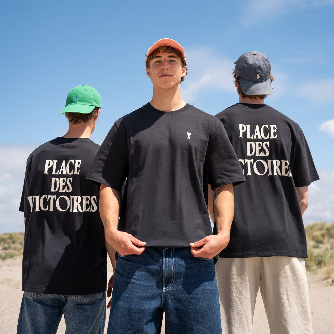 Ami Paris Black T-Shirt Place des Victoires