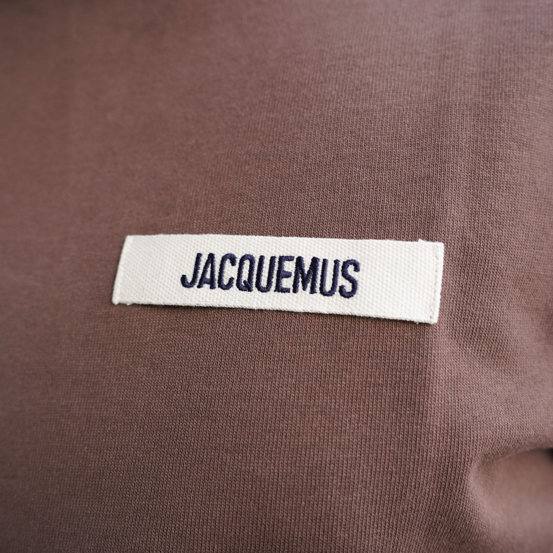 Jacquemus T-Shirt Gros Grain Dark Brown in XS